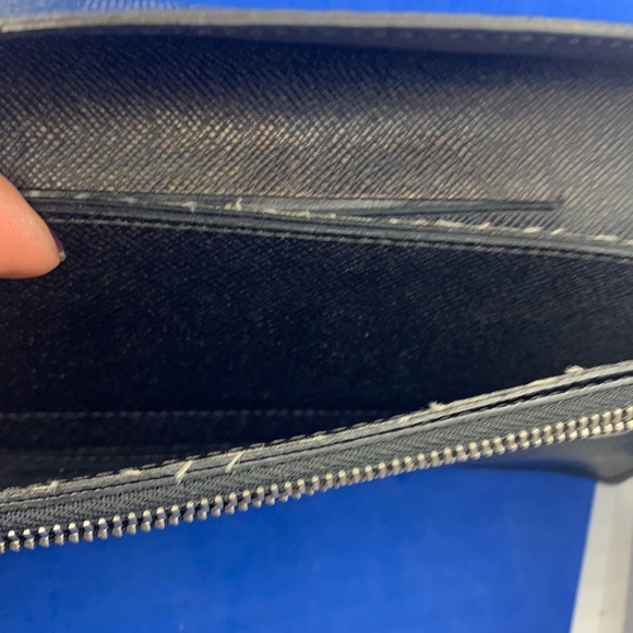 Louis Vuitton Long Portefeuille Accordion Damier Graphite  7.5"L x 3.9"W… - Picture 7 of 15